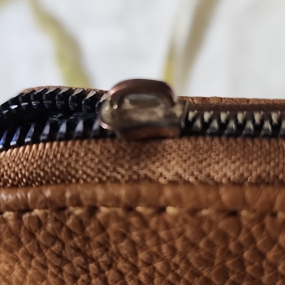 Brown Llama Designed Wallet. Used Condition. Missing Zipper Pull !!! - Picture 8 of 8